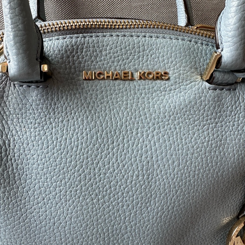 Michael Kors Riley Bag - Picture 3 of 6